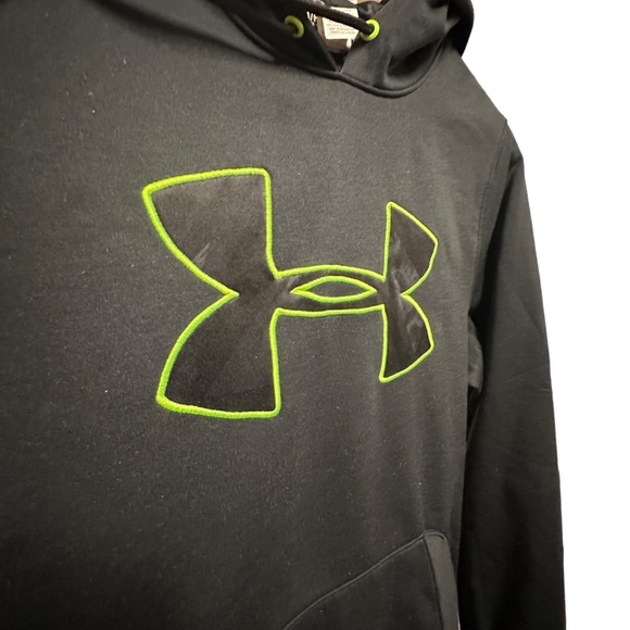 Under Armour: Men's Activewear Athletic Black with Green Patterns Hoodie - Picture 3 of 5